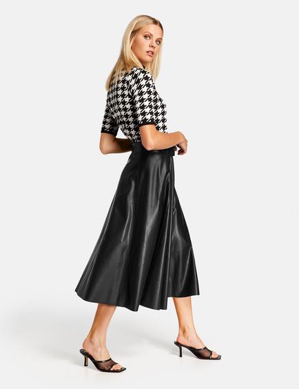 Black Skirt Long