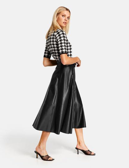 Black Skirt Long