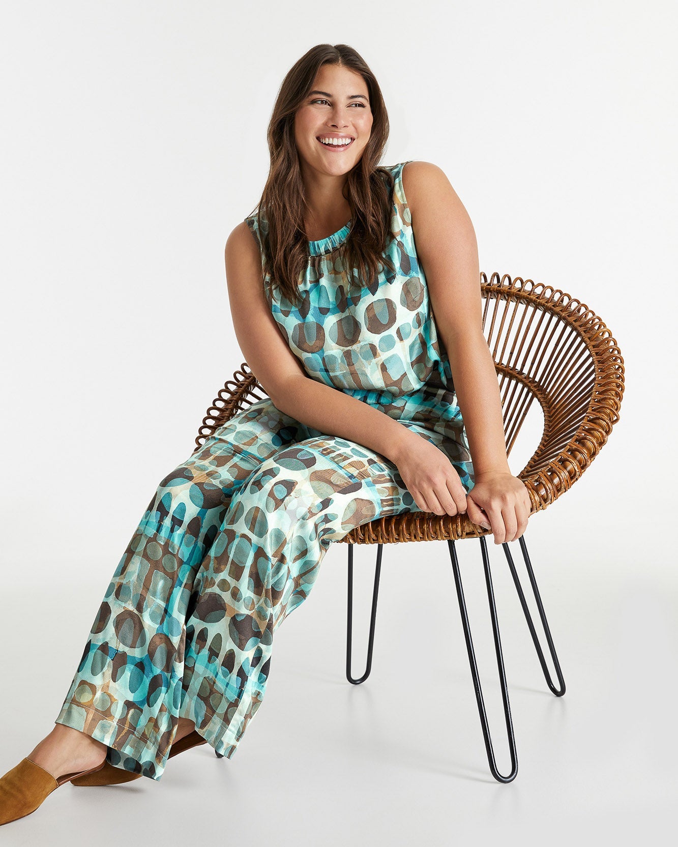 Middle Blue Blouse Without Sleeve