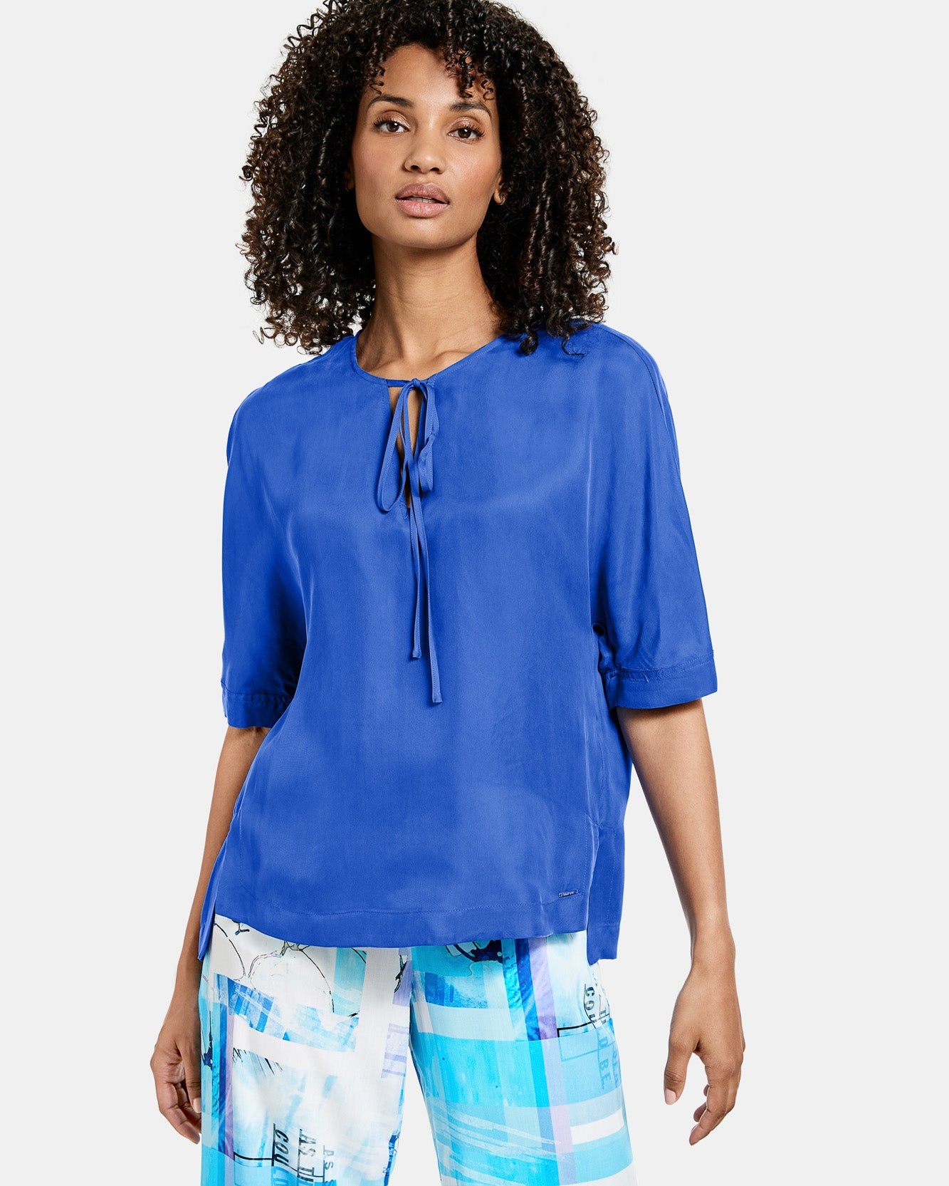 Middle Blue Blouse Short-Sleeve