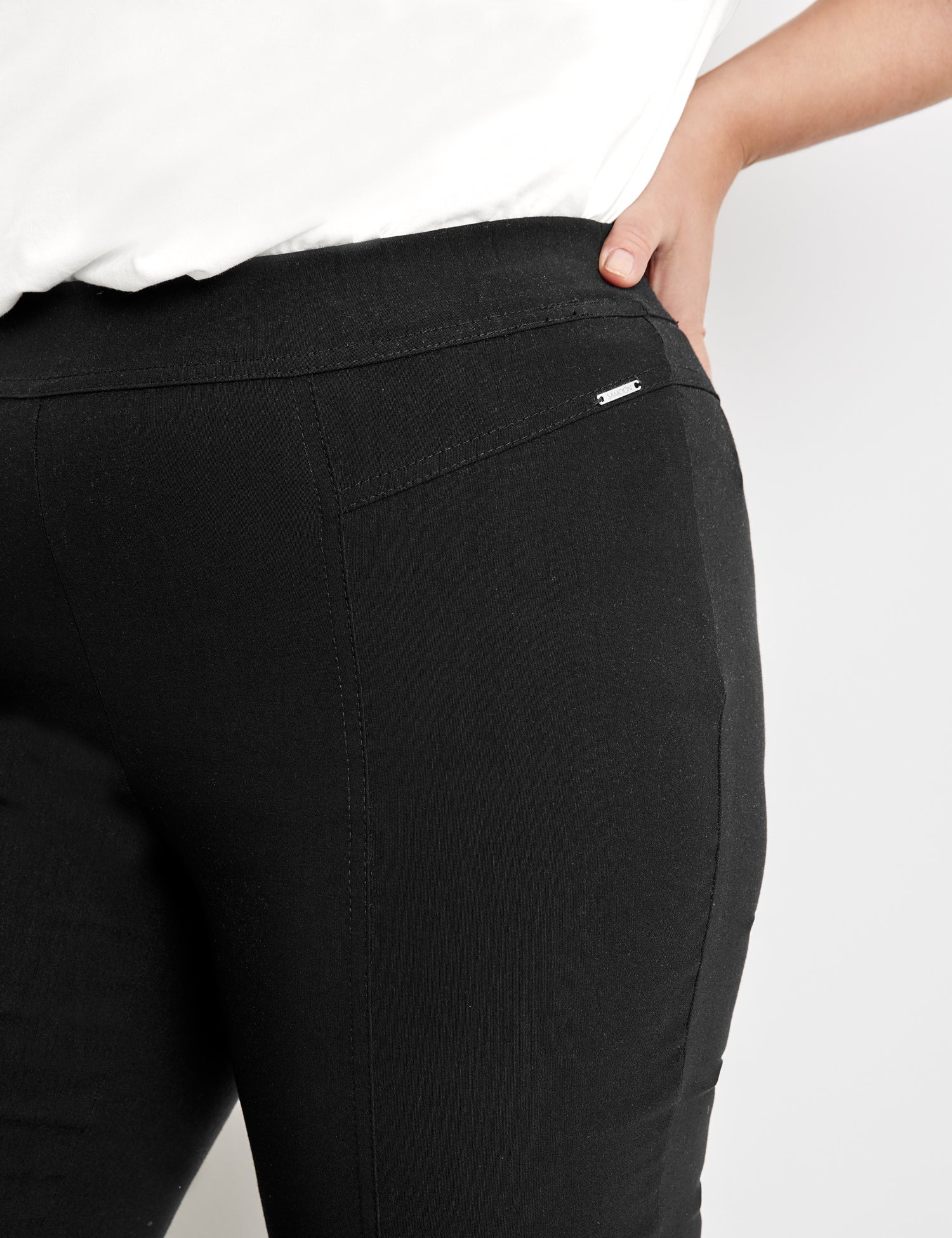 Black Slim Fit Pants Lucy