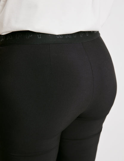 Black 7/8 Pants With Comfortable Legs Mia