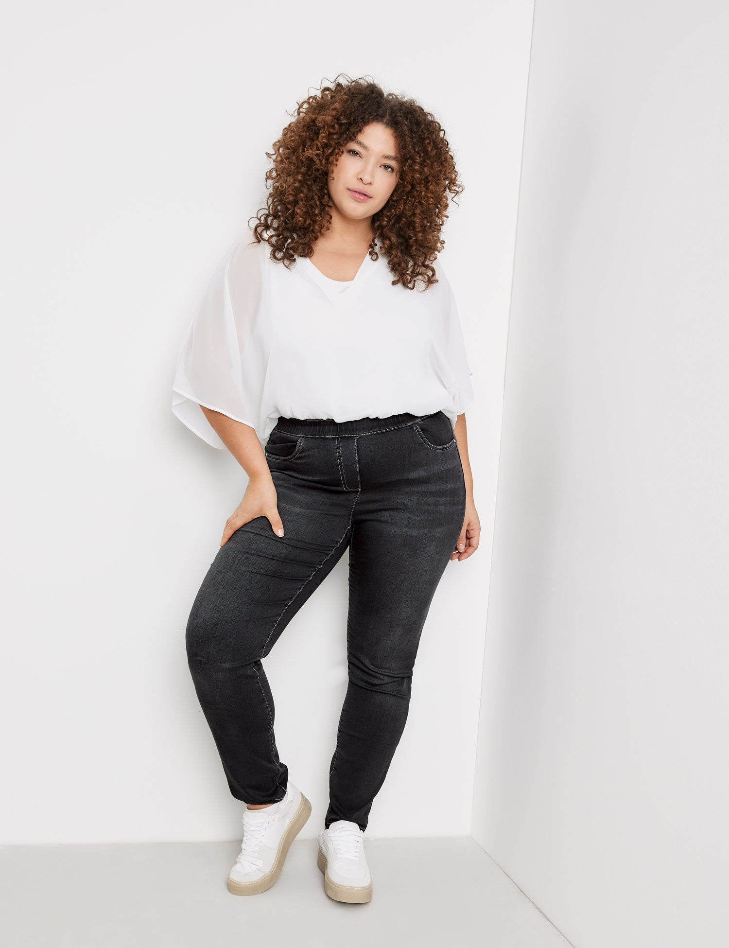 Black Denim Jeggings_01