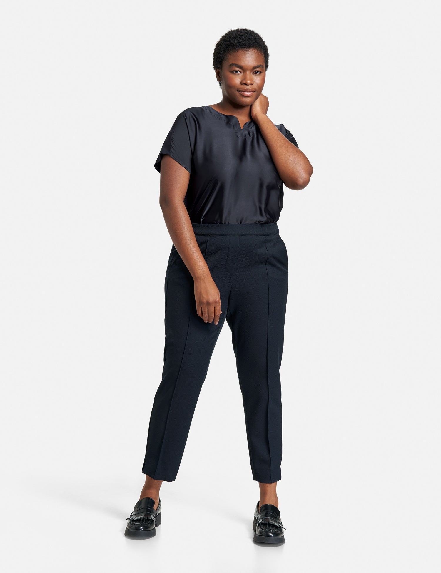 Greta 7/8-Length Trousers