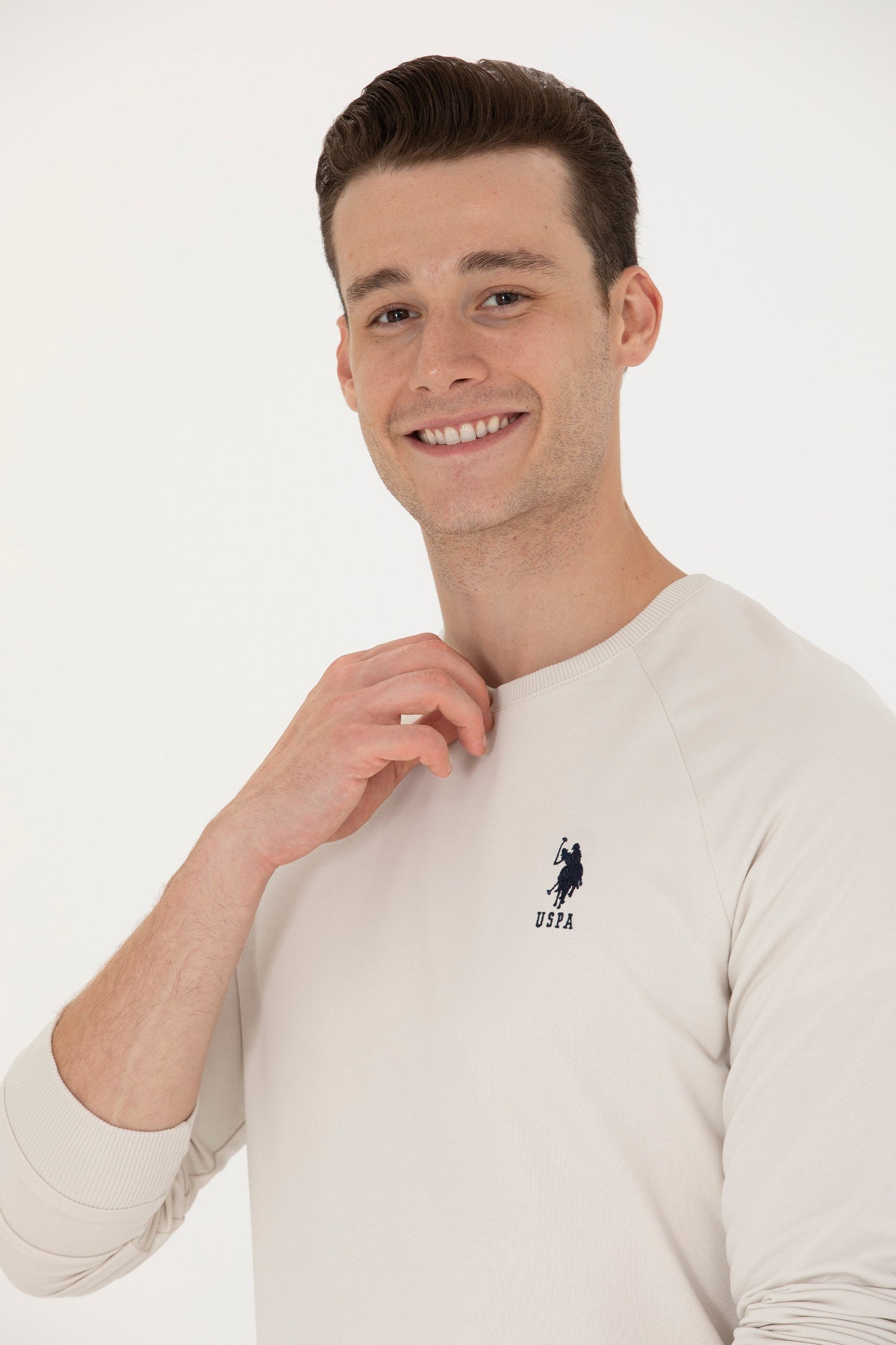 Beige Sweatshirt With USPA Logo_G081SZ0820 1639130_VR049_06