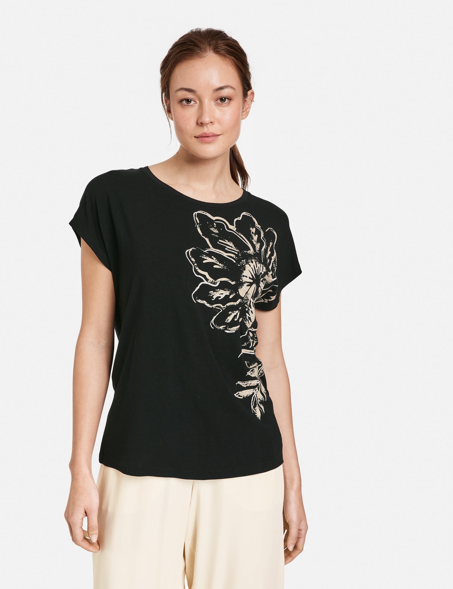 Short Sleeve Top With A Positioned Floral Print