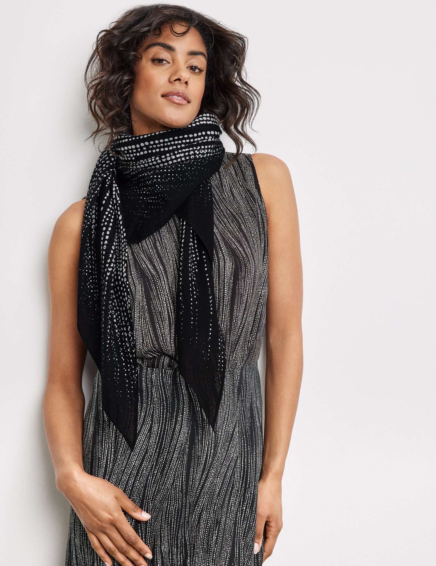 Triangular Scarf With A Print